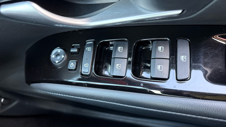 Hyundai TUCSON 1.6 TGDi 48V MHD SE Connect 5dr 2WD DCT Petrol Estate